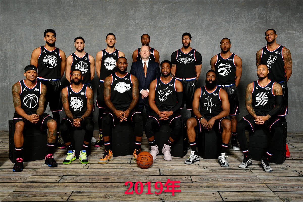 更是在情绪 更是在情绪